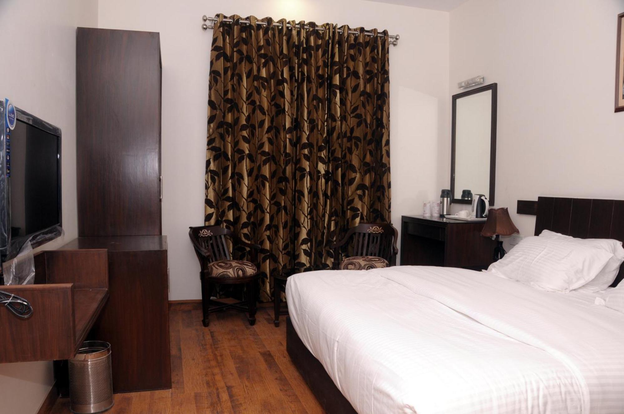 Hotel Prems Paradise Amritsar Exteriér fotografie