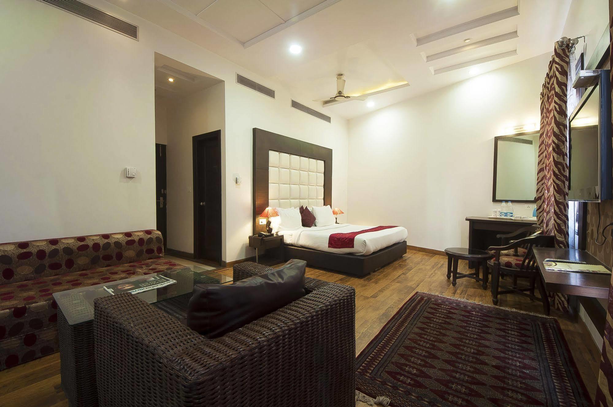 Hotel Prems Paradise Amritsar Exteriér fotografie
