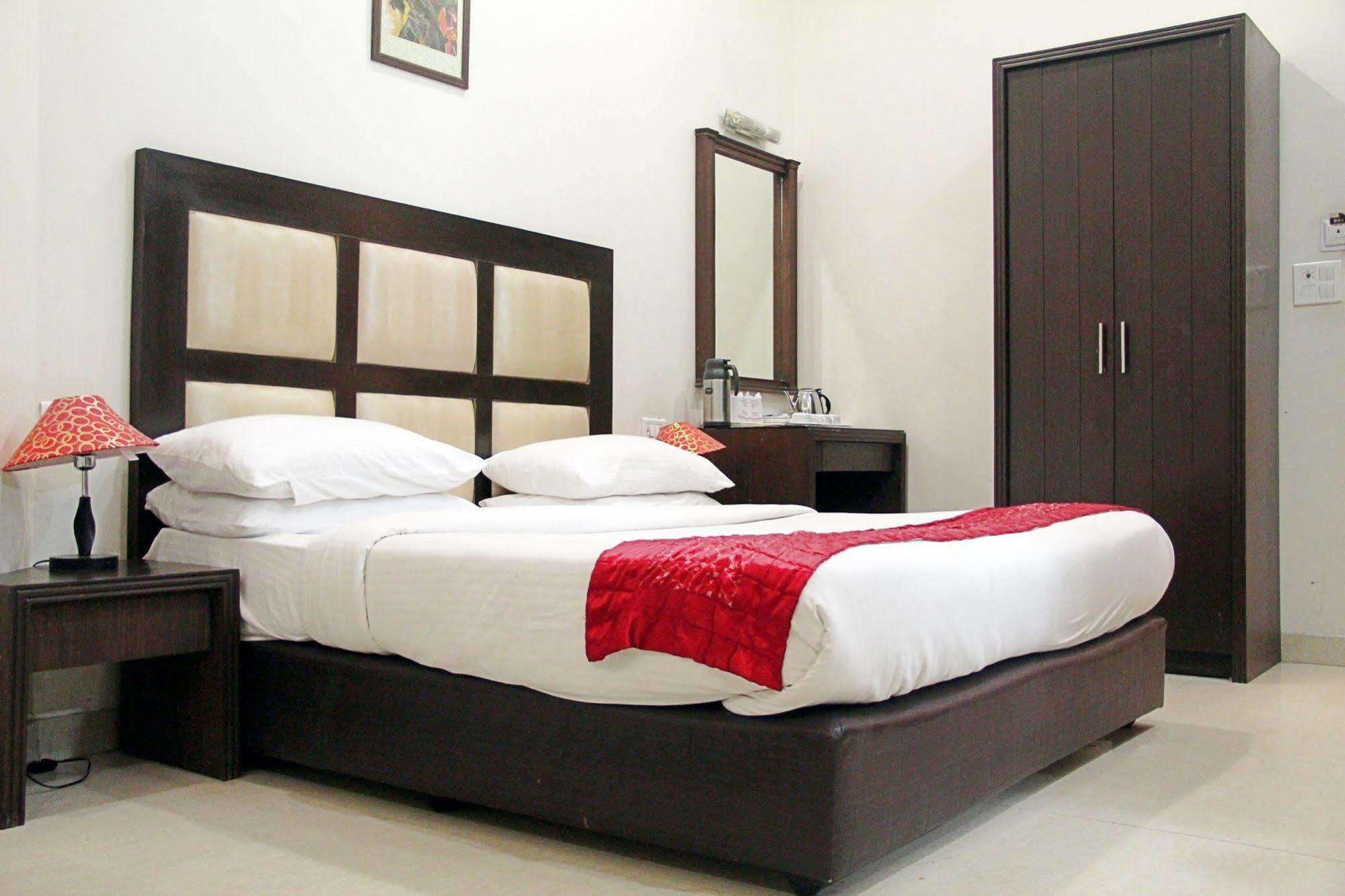 Hotel Prems Paradise Amritsar Exteriér fotografie